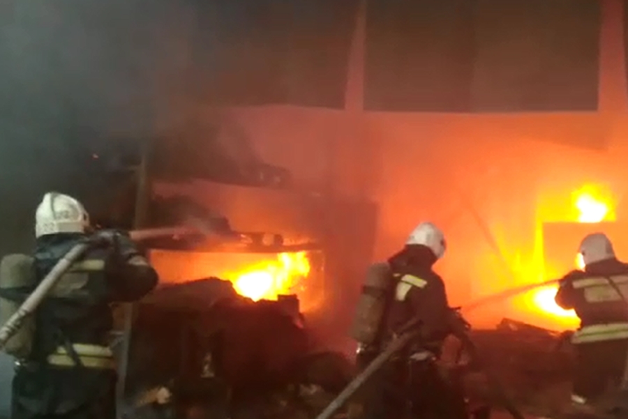 Пожар в Краснодаре 12 марта 2019 на Рубероидном