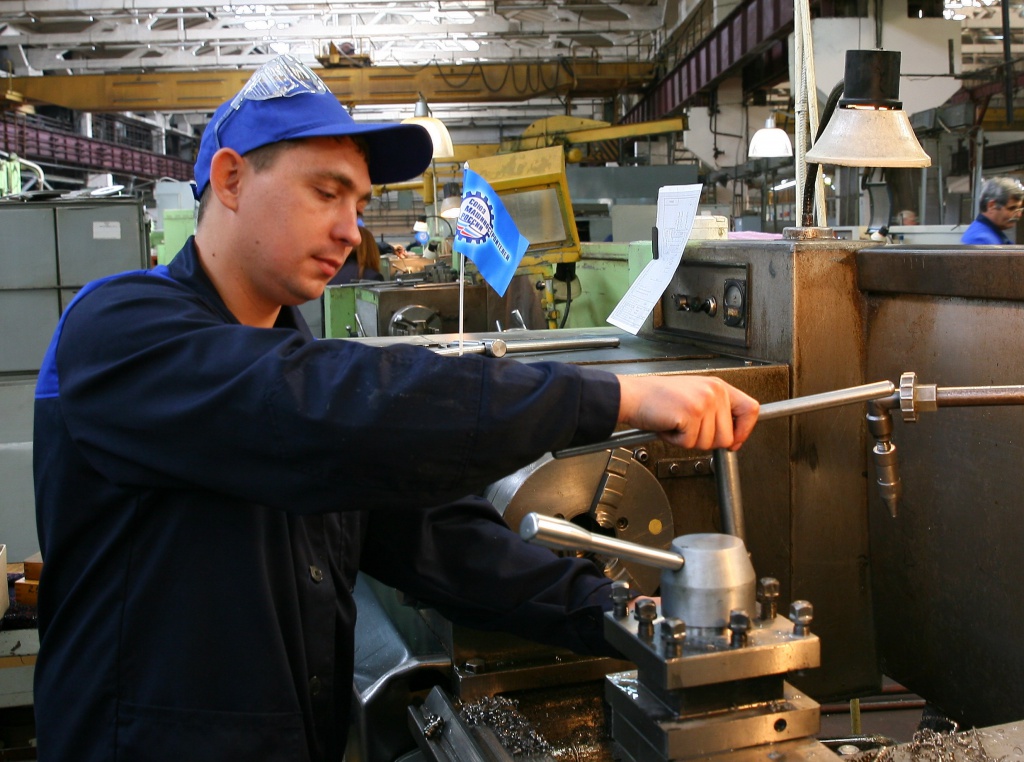 Курсы по профессии «Токарь»