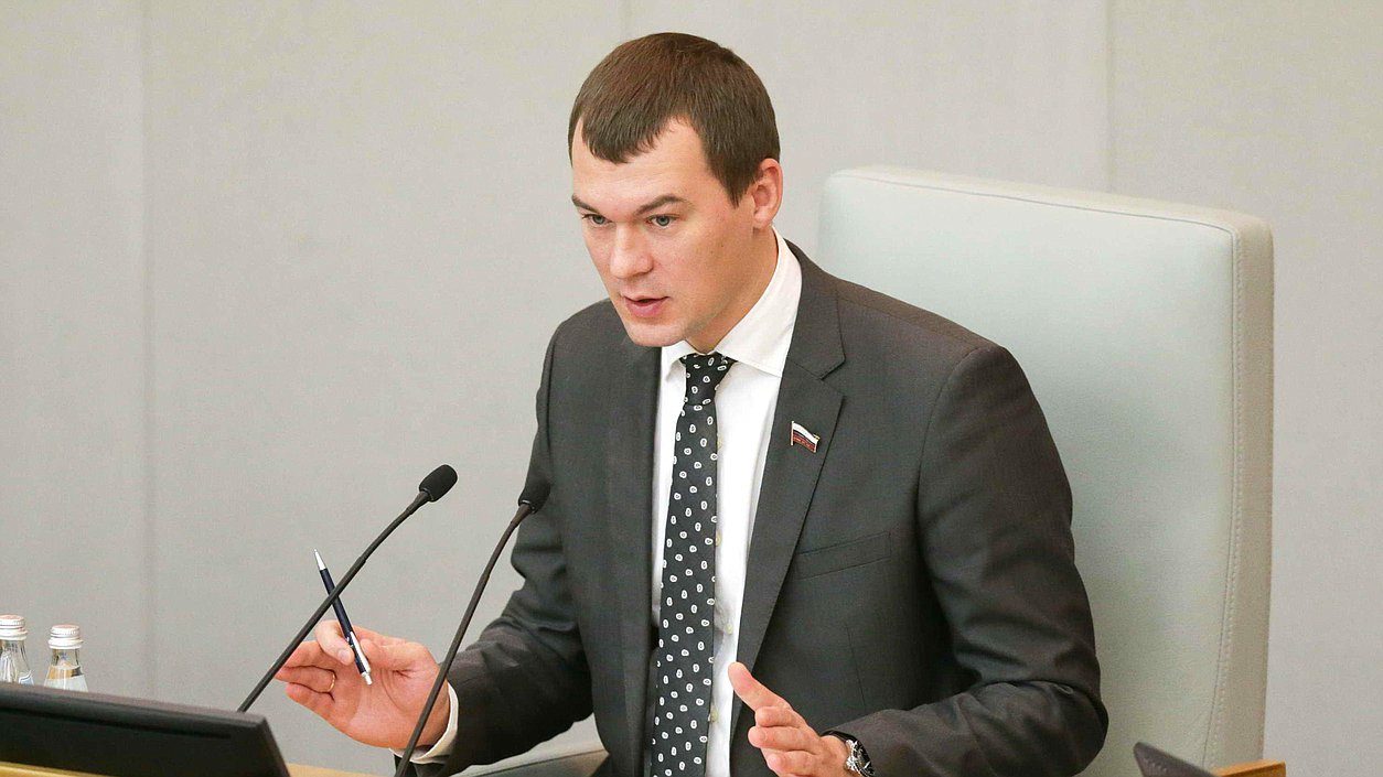 Михаил Дегтярев молодой политик