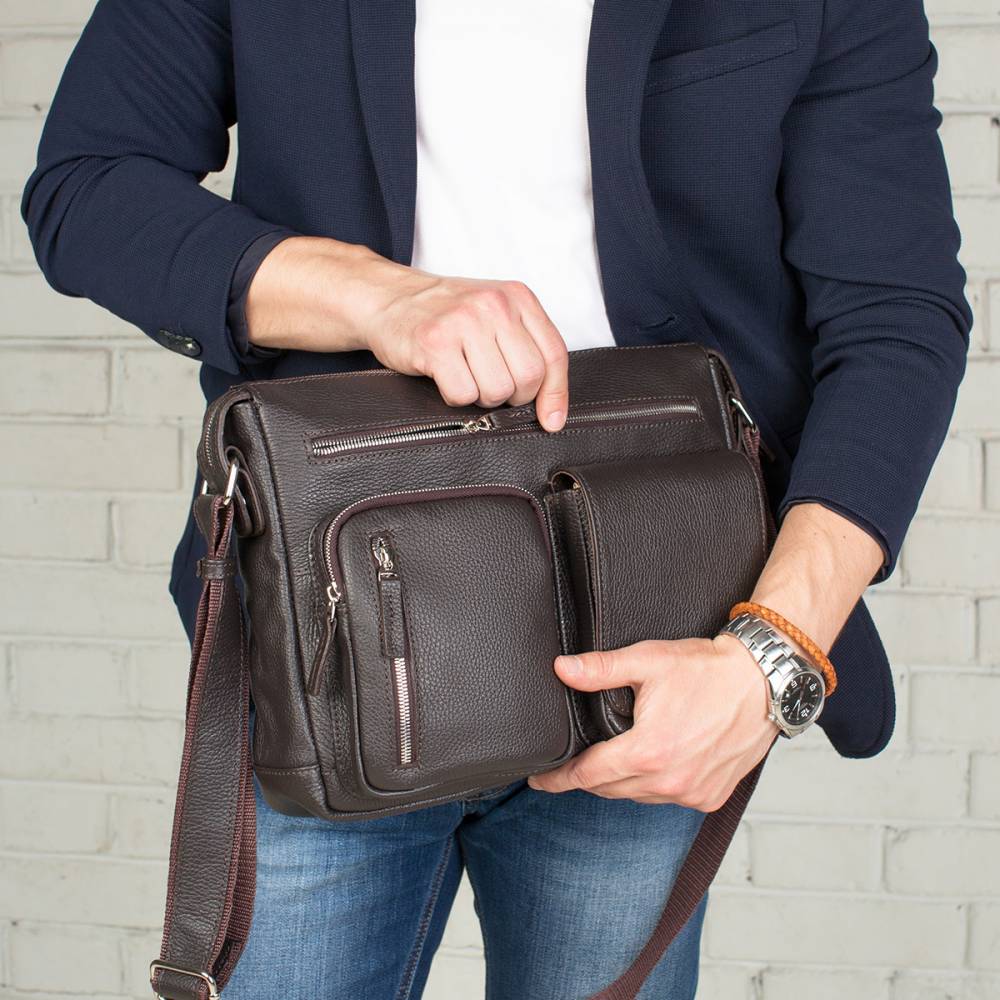 Мужские сумки через плечо