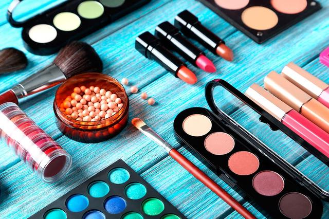 Покупка косметики онлайн. Интернет магазин Аврора Стиль