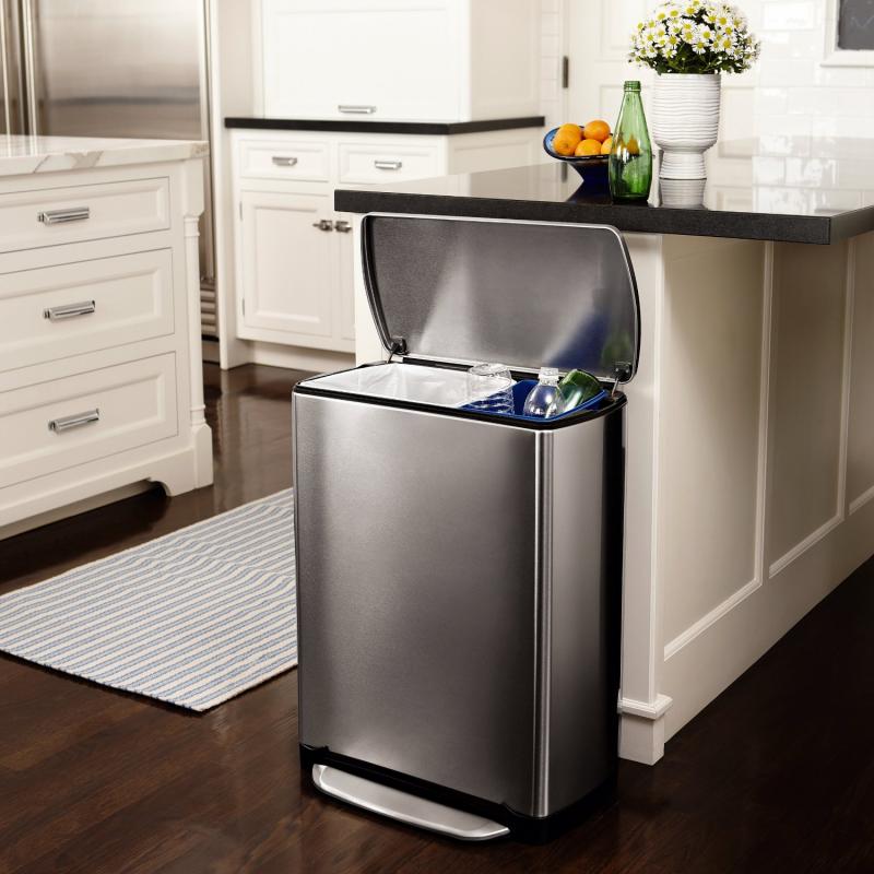 Большой выбор мусорных контейнеров