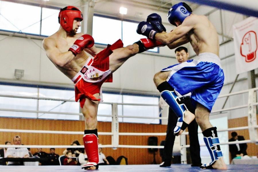 Преимущества персональных тренировок по кикбоксингу