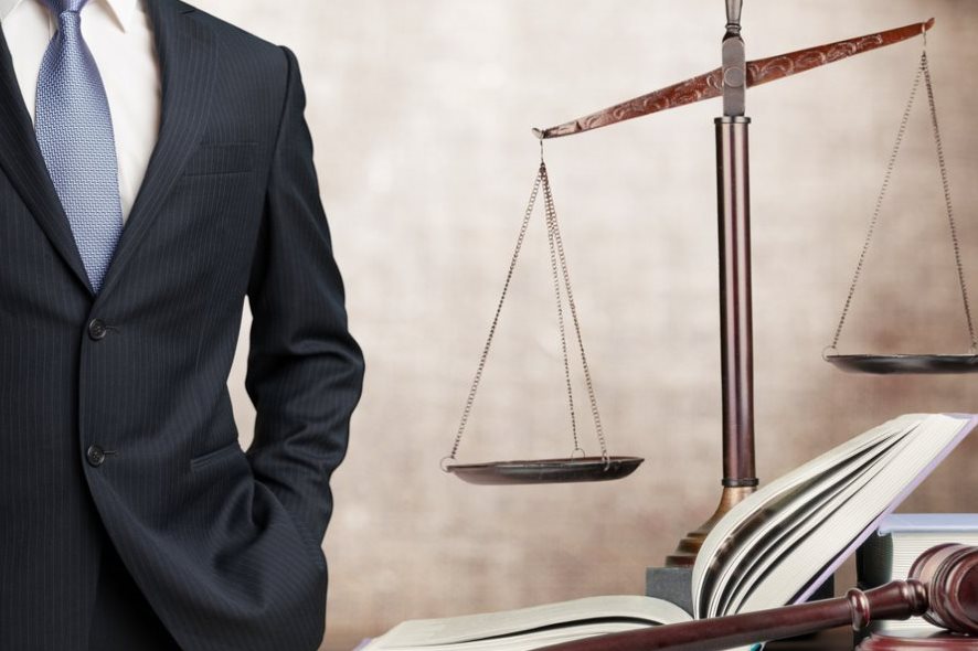 В чем плюсы юридической консультации онлайн