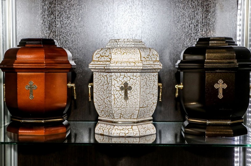 Хоронить в землю или кремировать?