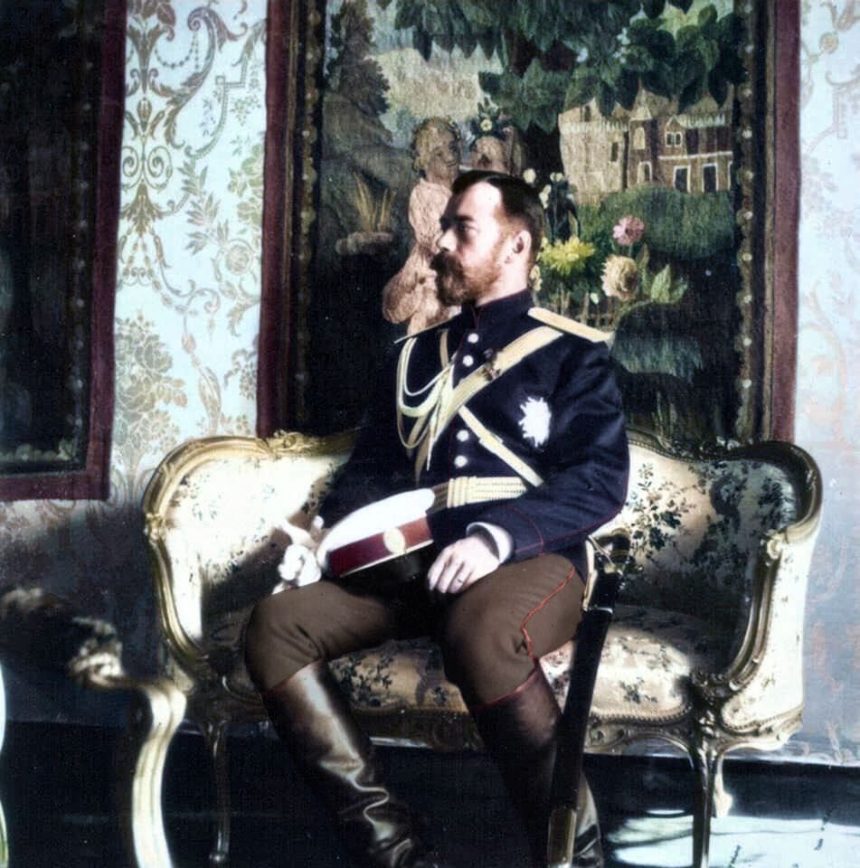 Биография последнего императора