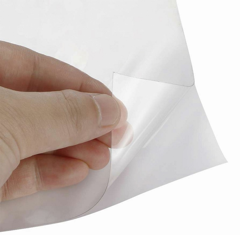 Защитная самоклеющаяся пленка – гарантия сохранности внешнего вида