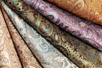Выбираем обивочные ткани для перетяжки мебели