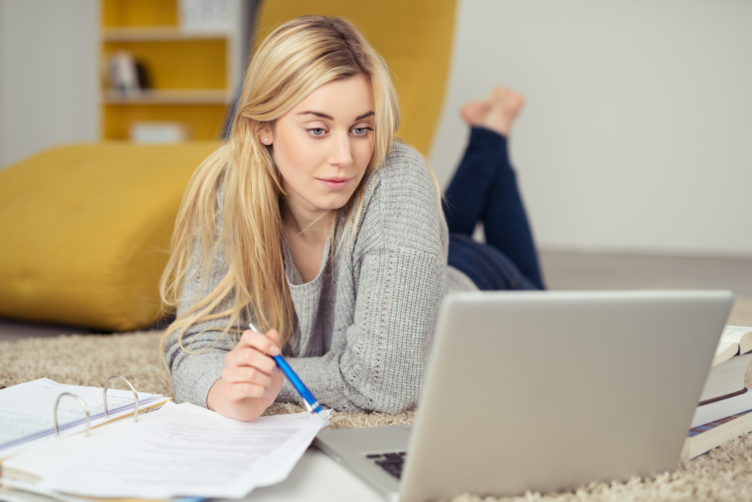 Преимущества онлайн курсов.