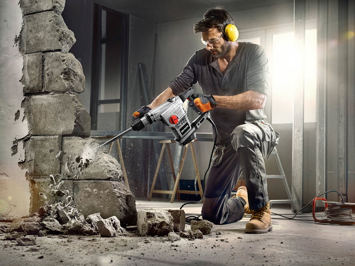 Демонтажные работы в Москве в компании ДеСтрой