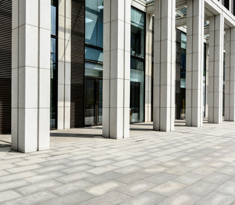 Особенности выбора мансардных окон