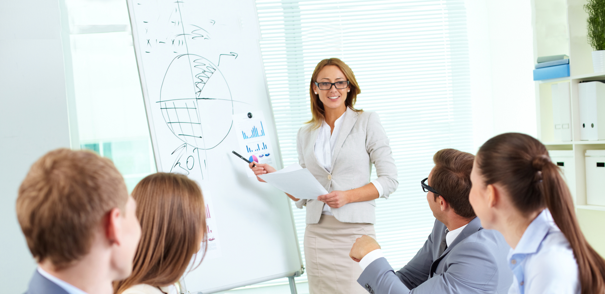 Как выбрать центр дополнительного образования и повышения квалификации: ключевые факторы для успешного обучения и развития