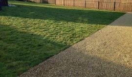 Как происходит процесс укладки газона?