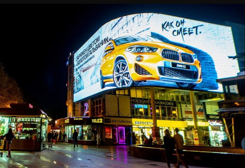 Уличные LED экраны и их роль в развитии цифровой наружной рекламы