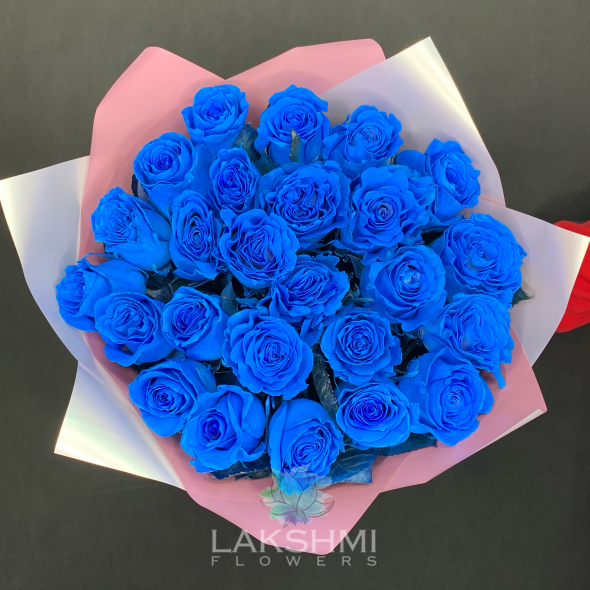 Синие розы - оригинальный способ выразить чувства