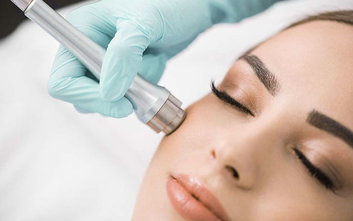 Эстетическая косметология: искусство поддержания красоты и здоровья кожи