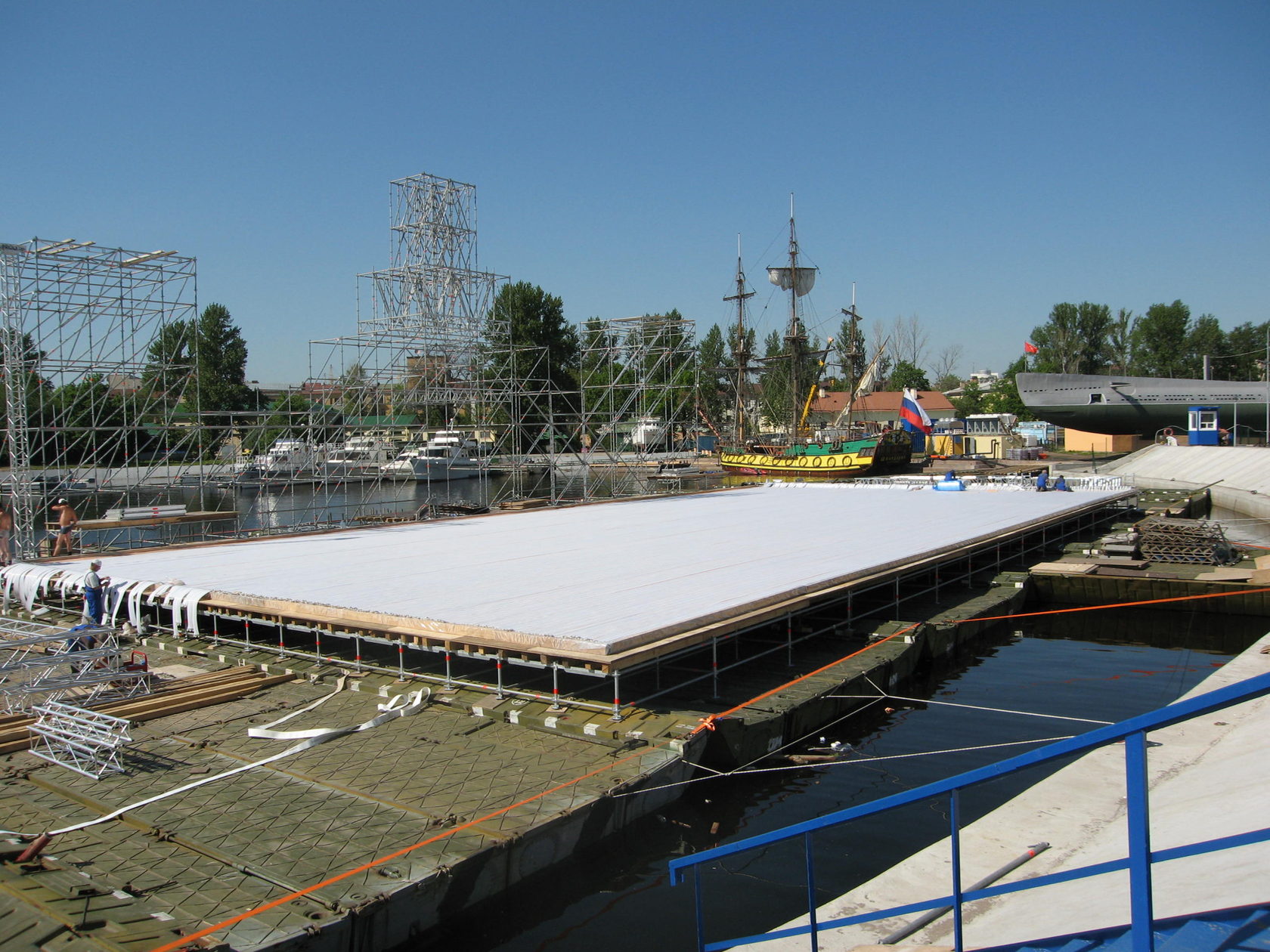 Как выбрать подрядчика для строительства ледовой коробки