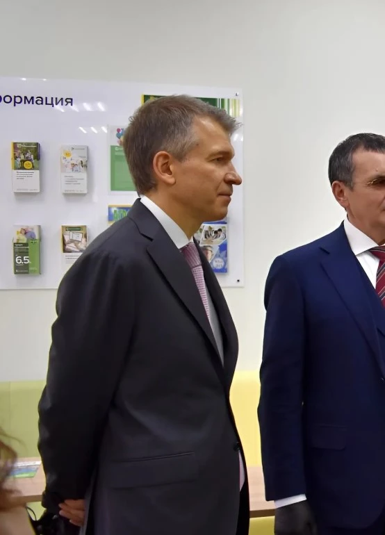 Борис Листов — биография главы РСХБ