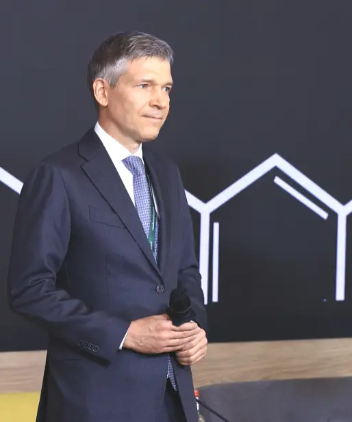 Борис Листов – председатель Россельхозбанка