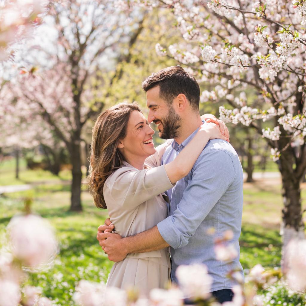 Где люди чаще знакомятся для интима?