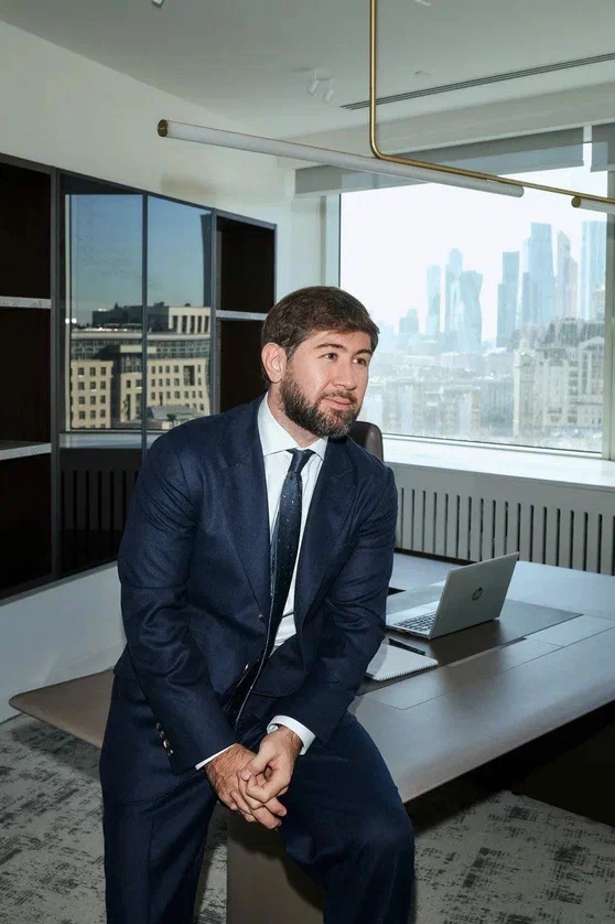 Руслан Алисултанов: биография и профессиональный путь