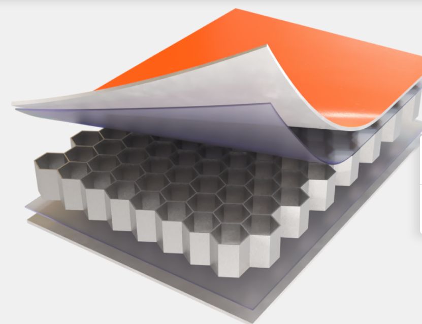 Сотовые панели в современных медиацентрах: почему СМИ выбирают инновационные материалы