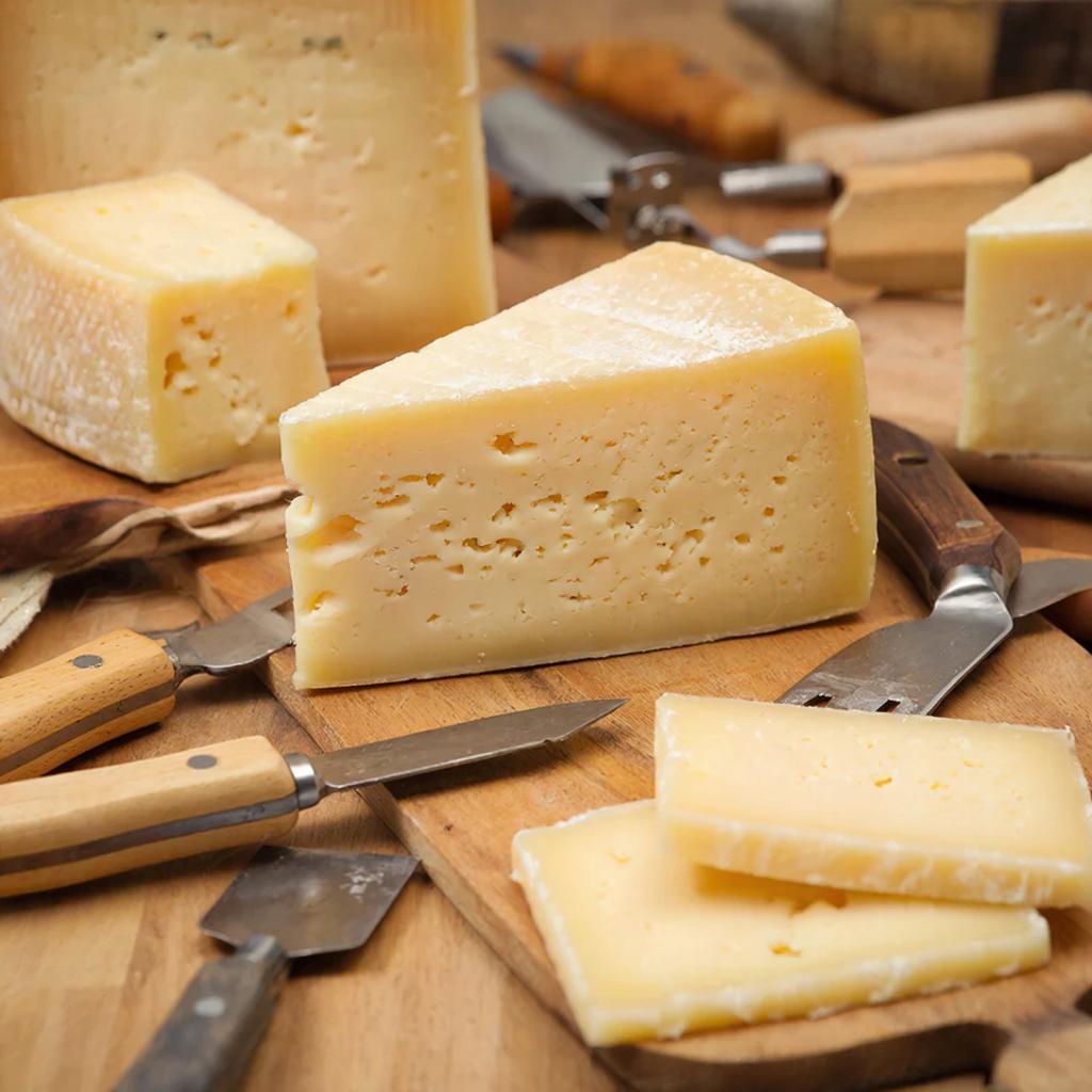 Сыроварение в домашних условиях: традиции, технология и мастерство, которое доступно каждому