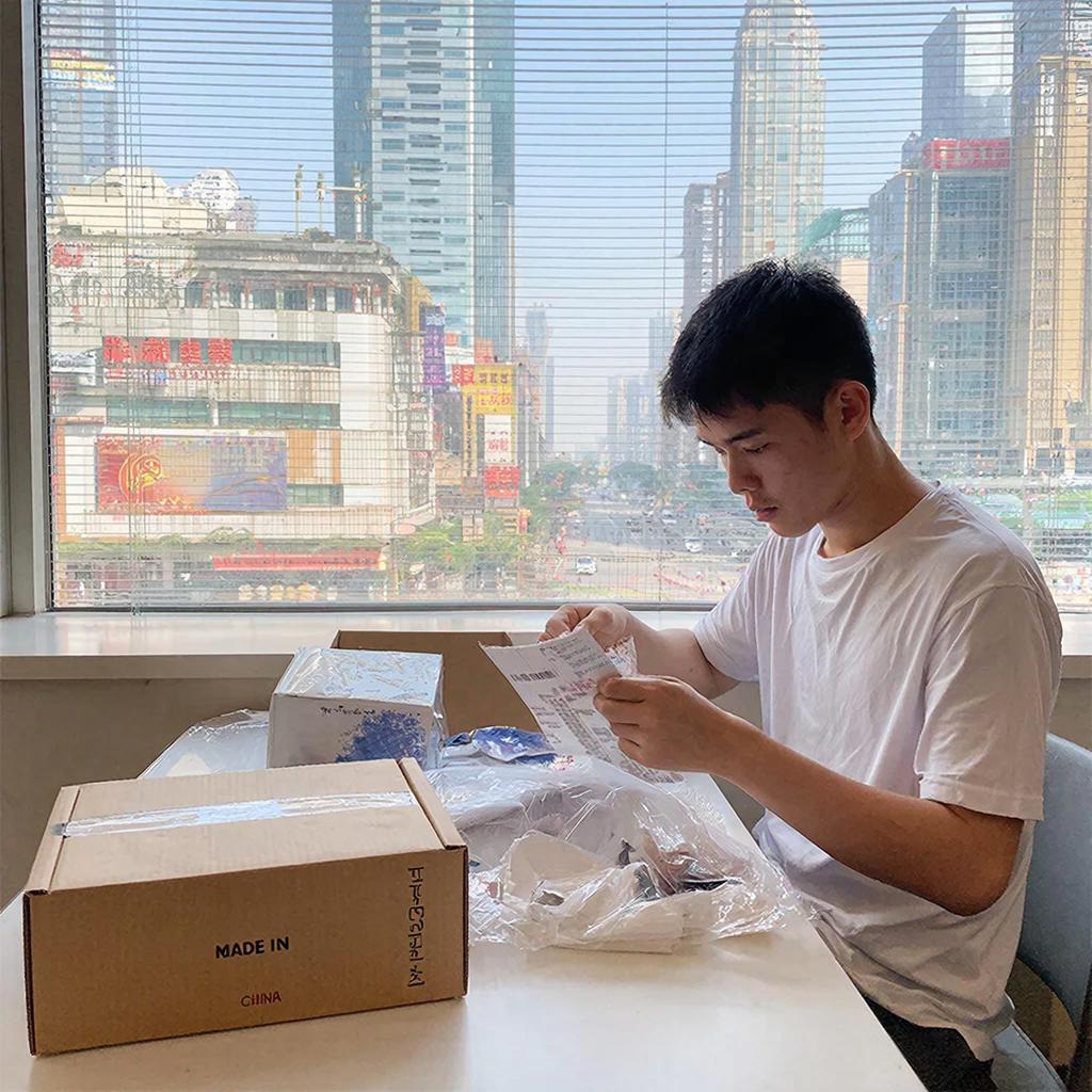 Серые схемы больше не спасают. Почему в 2026 году импорт из Китая стал главным риском для селлеров