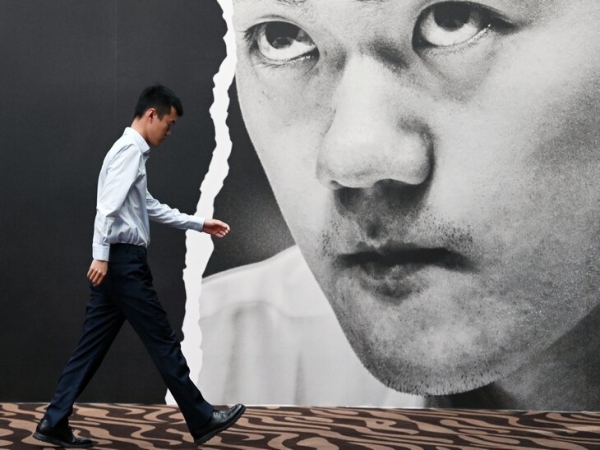 «Корона слишком тяжелая». Чемпион мира по шахматам пропал – ни одной партии за полгода