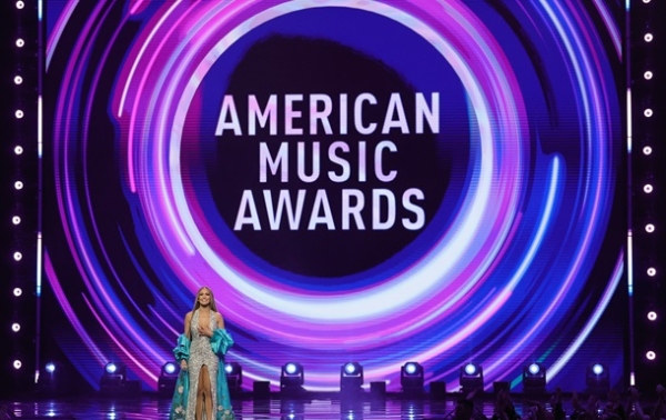 Объявлены победители American Music Awards 2025