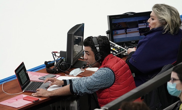 «Удивило, что нас просто не уволили». Тарасова, Гришин и Траньков поговорили о работе комментатора фигурки