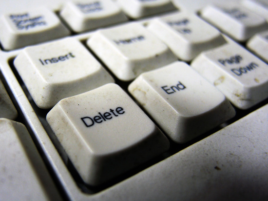 В Госдуме предложили уведомлять СМИ о фальшивых новостях