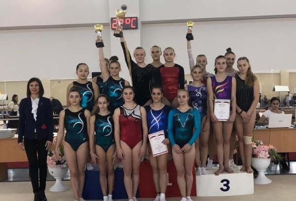 Ростовские гимнасты завоевали 10 медалей на чемпионате ЮФО и СКФО