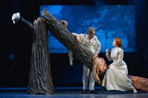 Премьеру Омской драмы по произведениям Аверченко зал принял на ура