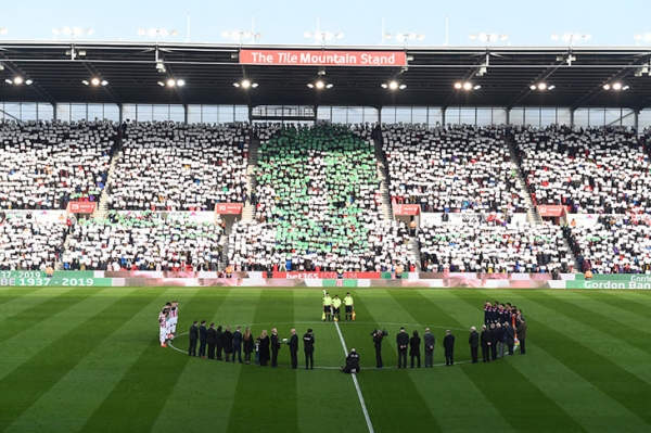 Вратарь «Стока» сыграл в такой же форме, как у Гордона Бэнкса. Это в память о легендарном кипере
