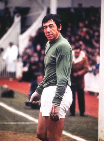 Вратарь «Стока» сыграл в такой же форме, как у Гордона Бэнкса. Это в память о легендарном кипере