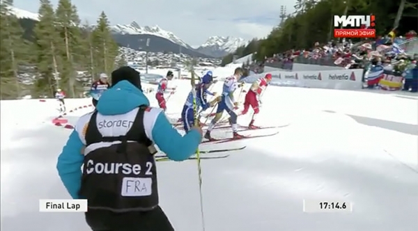 В финале лыжного спринта все вдруг остановились. Видели такое?