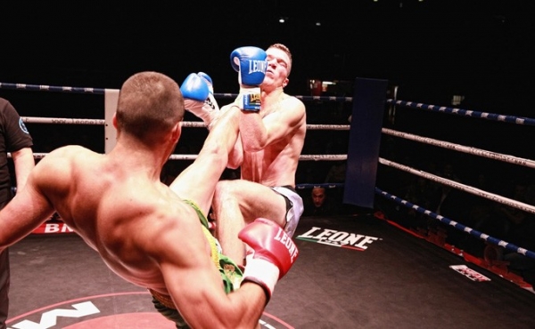 Бой MMA Харитонов &ndash; Митрион: где и во сколько смотреть по ТВ