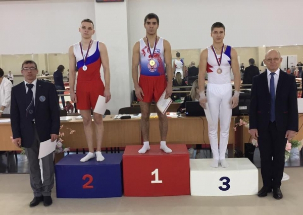 Ростовские гимнасты завоевали 10 медалей на чемпионате ЮФО и СКФО