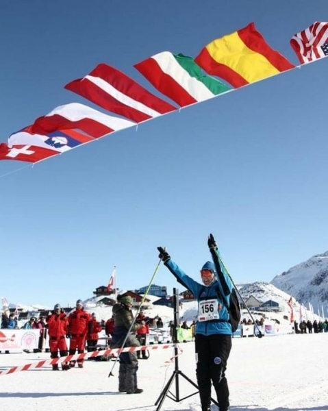 «Впервые в жизни я ела мясо овцебыка». Самая хардкорная гонка на лыжах – в Гренландии