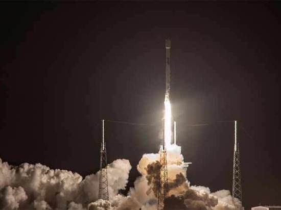 В космос запущен израильский луноход: это первый частный лунный зонд