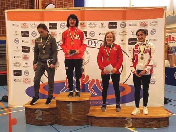 Ростовские спортсменки - бронзовые призеры Международного турнира по вольной борьбе в Швеции