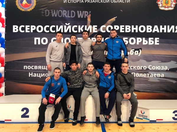 Ростовские спортсмены - в числе победителей и призеров Всероссийского турнира по греко-римской борьбе памяти Ф.Полетаева