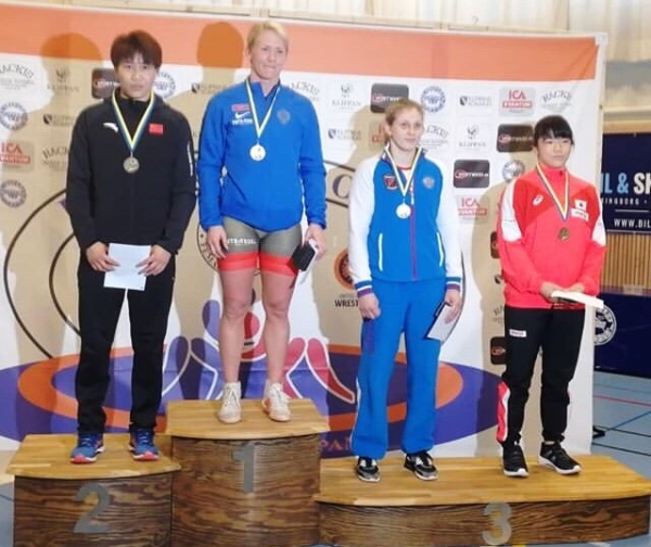 Ростовские спортсменки - бронзовые призеры Международного турнира по вольной борьбе в Швеции