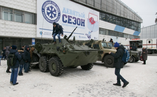 &laquo;Налево не хожу&raquo;: правильные подарки мужчинам 23 февраля