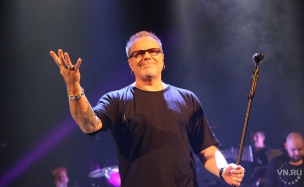 Владимир Пресняков вернул в детство новосибирцев на концерте