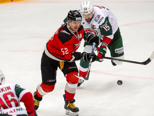 Хартли снова разнес Билялетдинова. «Авангард» – сила