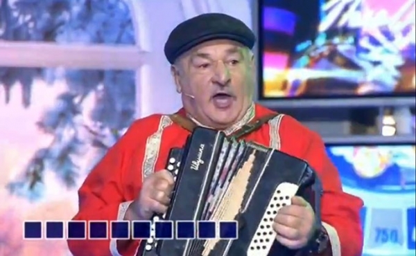 Водитель-гармонист из Утянки стал финалистом «Поле чудес»