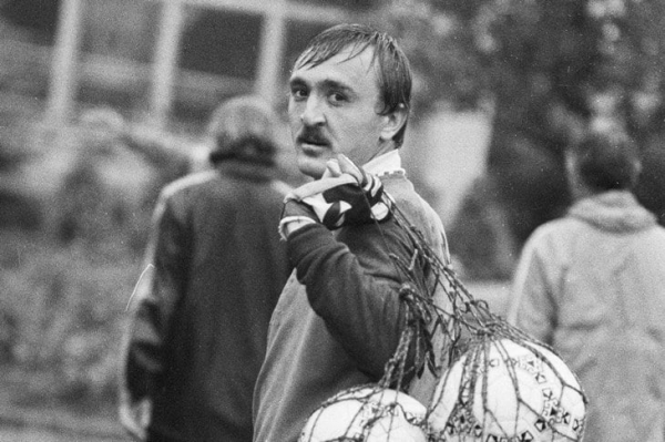 Мы узнали, как отбивать пенальти: гадать, смотреть на разбег и унижать бьющего