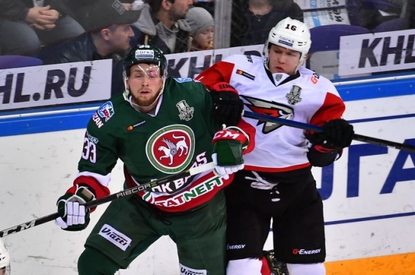 Билялетдинов выжал из «Ак Барса» максимум. Но «Авангард» убивает все живое